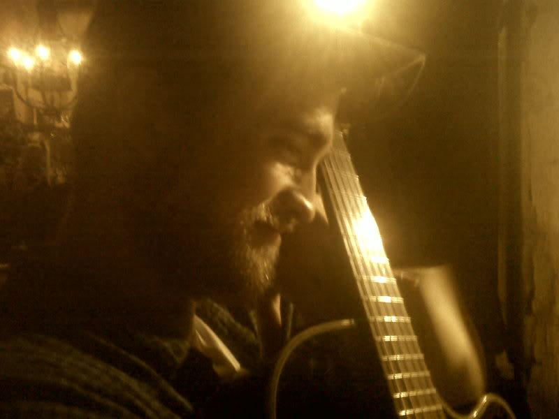 socalmom2four's tweet photo. #musicRob #guitarRob !!! http://t.co/Hg2xlHO9Eb