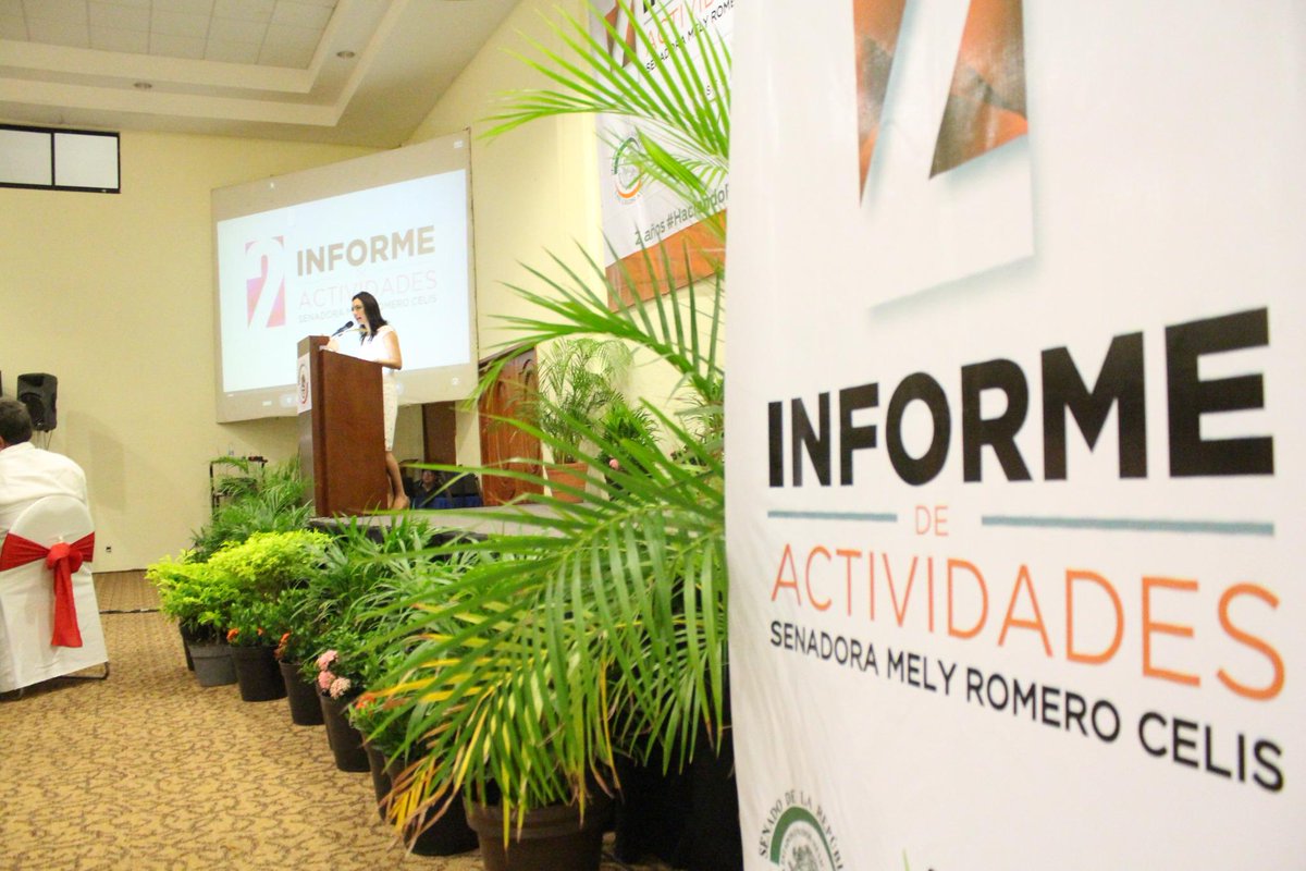 EquipoColima's tweet photo. Rinde @Mely_Romero #InformeColima ante organizaciones de la sociedad civil en #Manzanillo. 2 años #HaciendoEquipo http://t.co/1C17gEZ9Ni