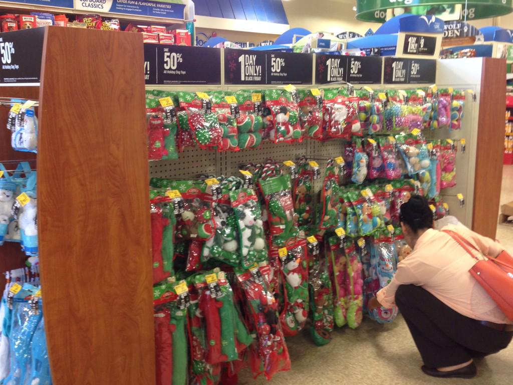 petsmartbrodie's tweet photo. Staying full! #austinpetm #BestBlkFriEver #replenish @PetSmart @CraigZ_petm #cpetm http://t.co/PUKWVAKKWH