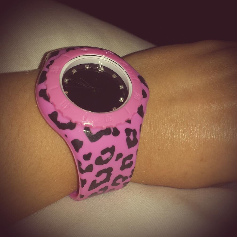 Elishure's tweet photo. Si es que no puedo abrir la boca!!!   #esmasbuenaquelpan http://t.co/WYnYzF0gpa