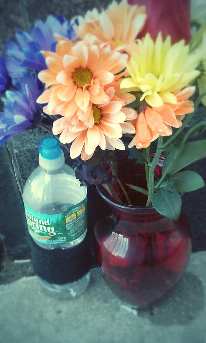 AnDysignStudio's tweet image. In Memoriam #ForPop