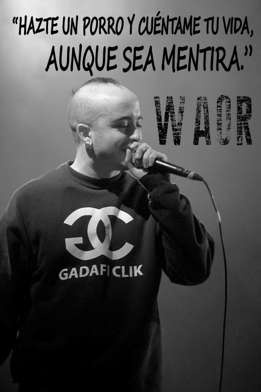 Siempre_Erreape's tweet photo. "Hazte un porro y cuéntame tu vida, aunque sea mentira." @NatosyWaor http://t.co/SGnDYRkaMM