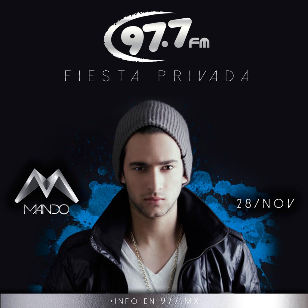 laoctava_tv's tweet photo. ¡Llego el día! \😛/ Hoy nos vemos en la #FiestaPrivada977 con @musicmandomx :D 

#Soy977 http://t.co/Bse9TKNUlh