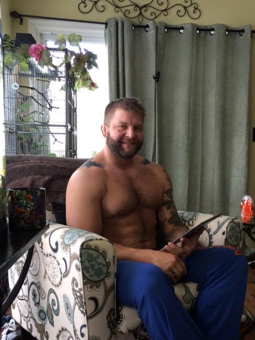 My morning view wile I drank my coffee with my sexy hubby wubby  @colbyjansenXXX  ❤️💋❤️❤️❤️💋❤️ http://t