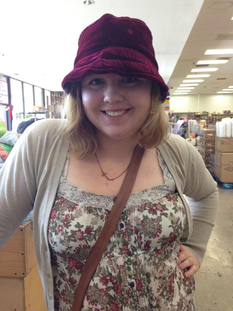 30hoursnoshower's tweet photo. At the best place on earth: Howdy Bargain!! @joyisnotravesty inspired ladies to buy a hat!! http://t.co/AStd46KwxT