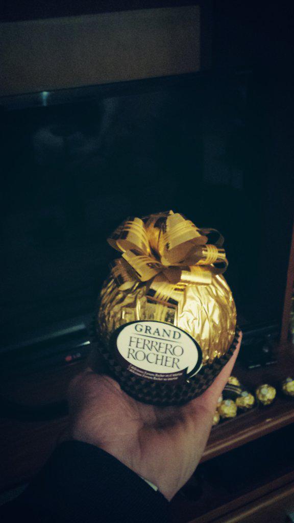 joakin_boadilla's tweet photo. Regalito de mi niña @tamarasanchezto 😍😍😍 http://t.co/4T0JQVroVk