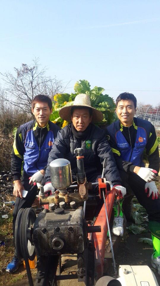 전원 아니 전북 일기~따라라라~라라~~따라라라~~라라~ㅋㅋㅋ이젠 진공 청소기 아니어도 좋아~       국수 CF 찍어도 될 듯ㅋㅋㅋ