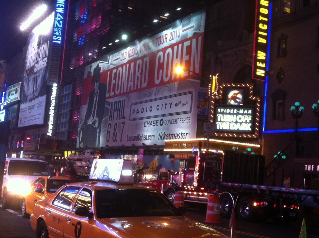 never2snp's tweet photo. Times Square. NYC 2012. @AviosUK #winAvios http://t.co/LtPDCMRpI5