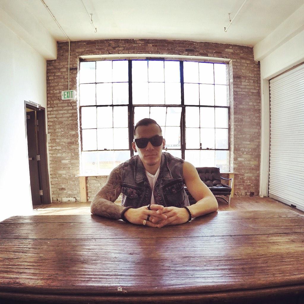 JawnHa's tweet photo. Don't be the person others say you could be. Be the person you know you should be. http://t.co/r5ga7YPL4t