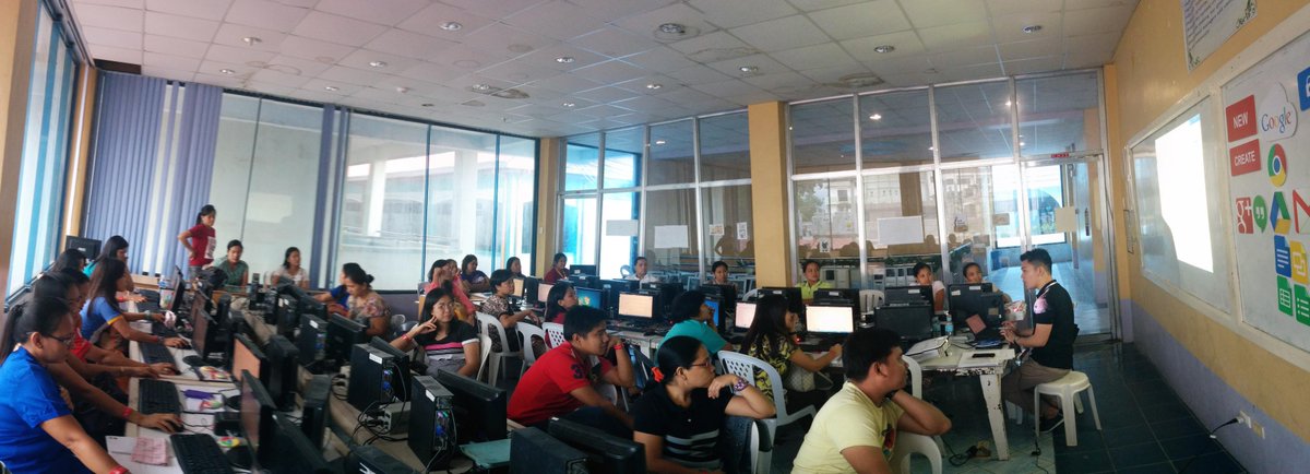 Class Baluarte focused on their Google Sheets activity #GTWIlocandia #GEGPhilippines