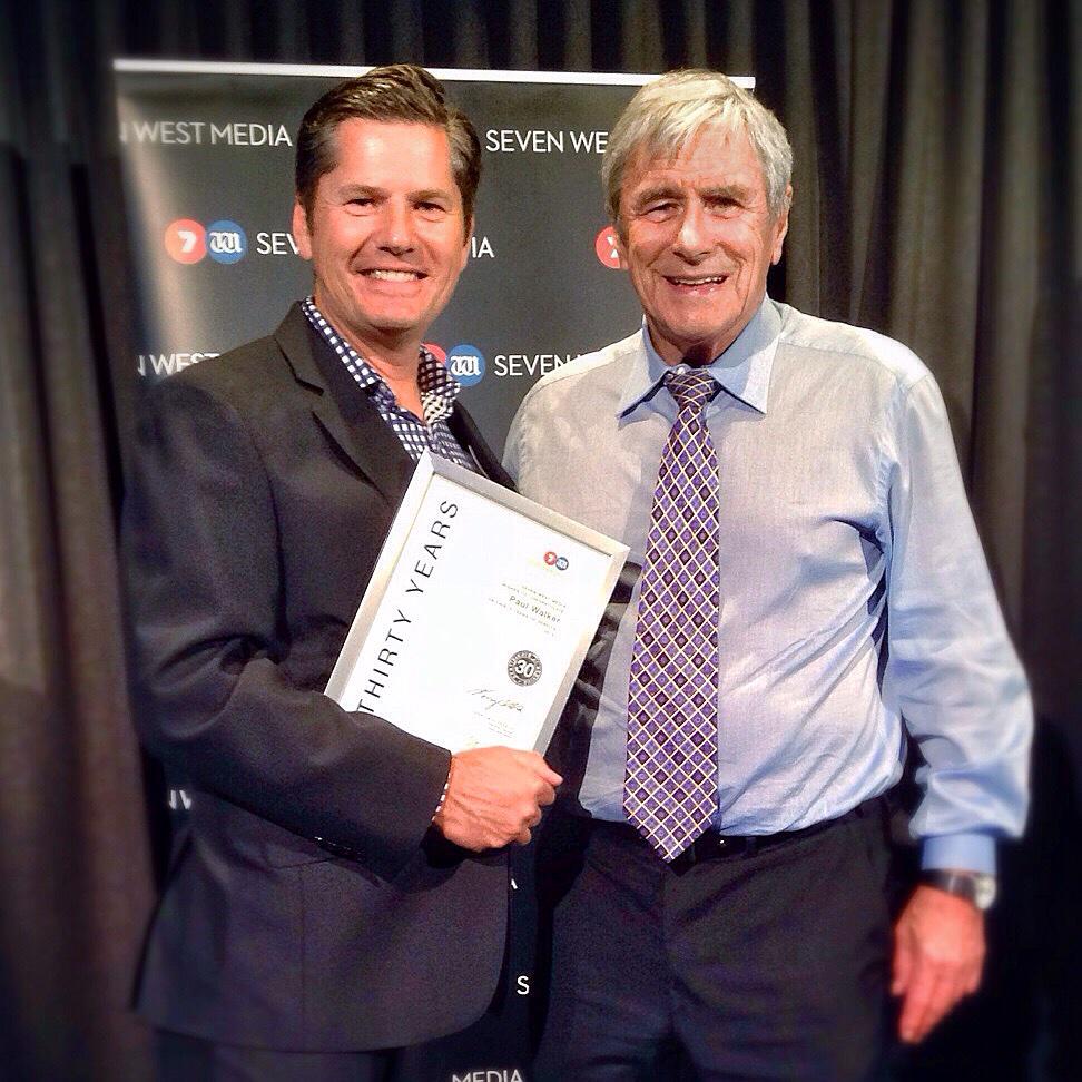 pdwnews's tweet image. So proud to receive 30yrAward from #KerryStokes/Billionaire Chairman 7Net/His firstjob installTV aerials #AustLegend