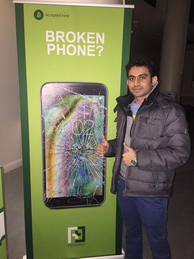 FixGenius's tweet image. Jain came in to our #manhattan store with a water damaged #iphone5s, we salvaged his phone, now his a happy customer.