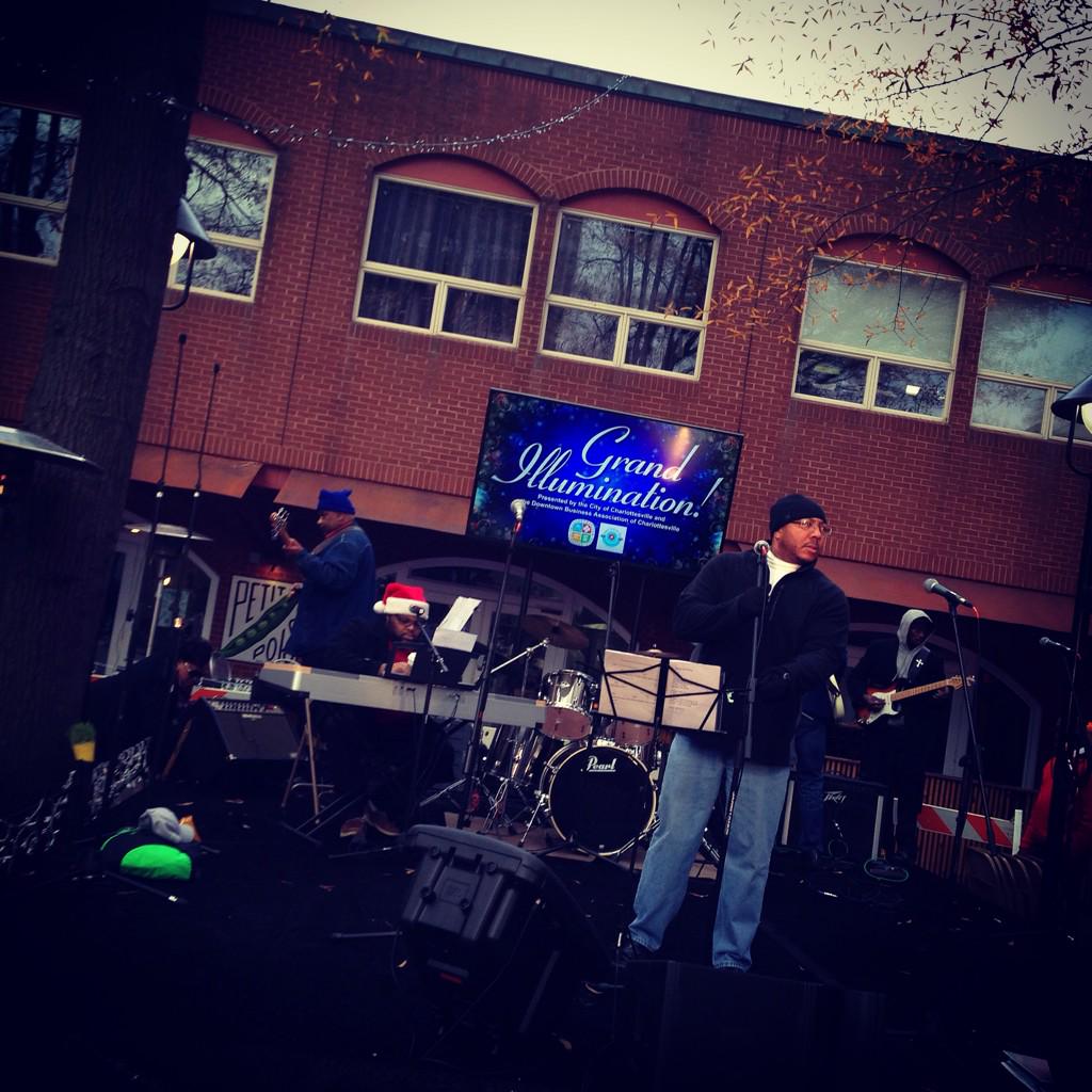CvilleCityHall's tweet photo. Sound check for Grand Illumination 2014. Downtown Mall 4:30-7:30. Tree lighting at 6:25. Join us! http://t.co/bopBbD39BF