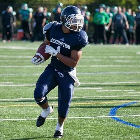 chatfootball's tweet photo. http://t.co/DCT3hqUG0v RECAP:#CFC100 Lyons,Mandalfino steer CFC#18 Crusaders to 2nd #OFSAA Bowl victory #HSSAA #GHAC http://t.co/bfIoCX4yI7