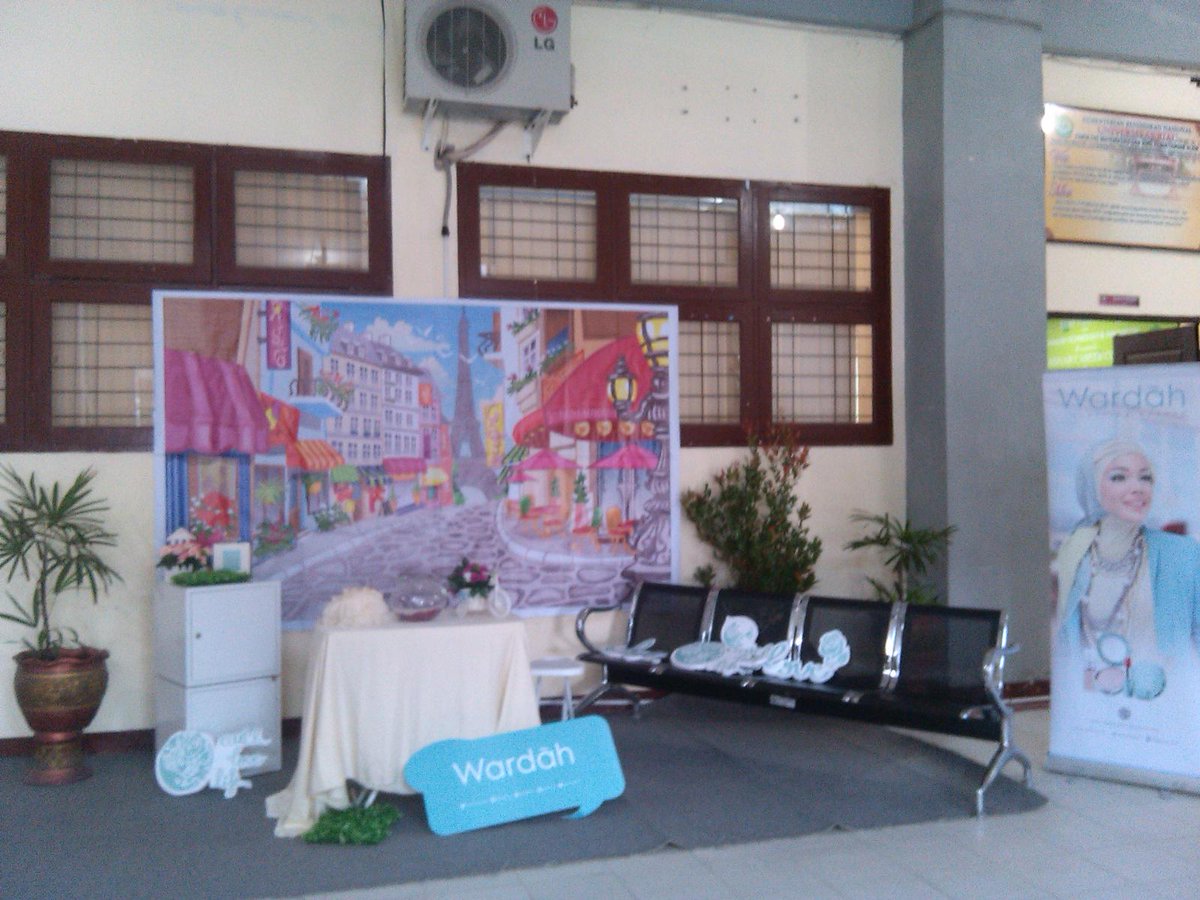 Enggak ketinggalan ada sesi foto foto juga.. yuuuks cantiks :)