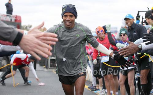 3 lessons from <a href="/runmeb/">meb keflezighi</a> including #1: No pity parties. bit.ly/1vuVuKH