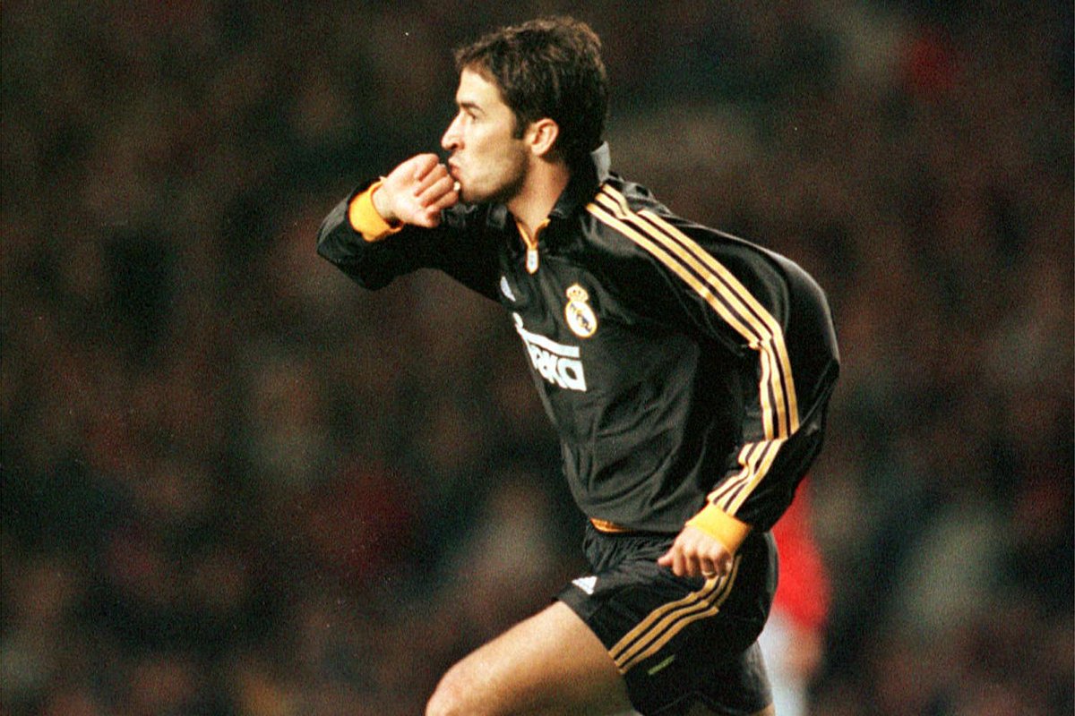 diarioas's tweet image. Dos goles de Raúl, entre los 60 mejores de la historia UEFA futbol.as.com/futbol/2014/11…