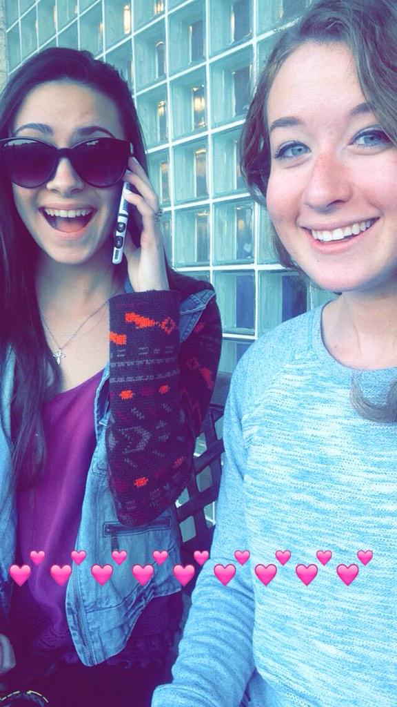 lauren10roberts's tweet photo. Never a boring day with this one❤️ #malldates #ignoremeonthephone @madnusl http://t.co/YfKG1StGUE