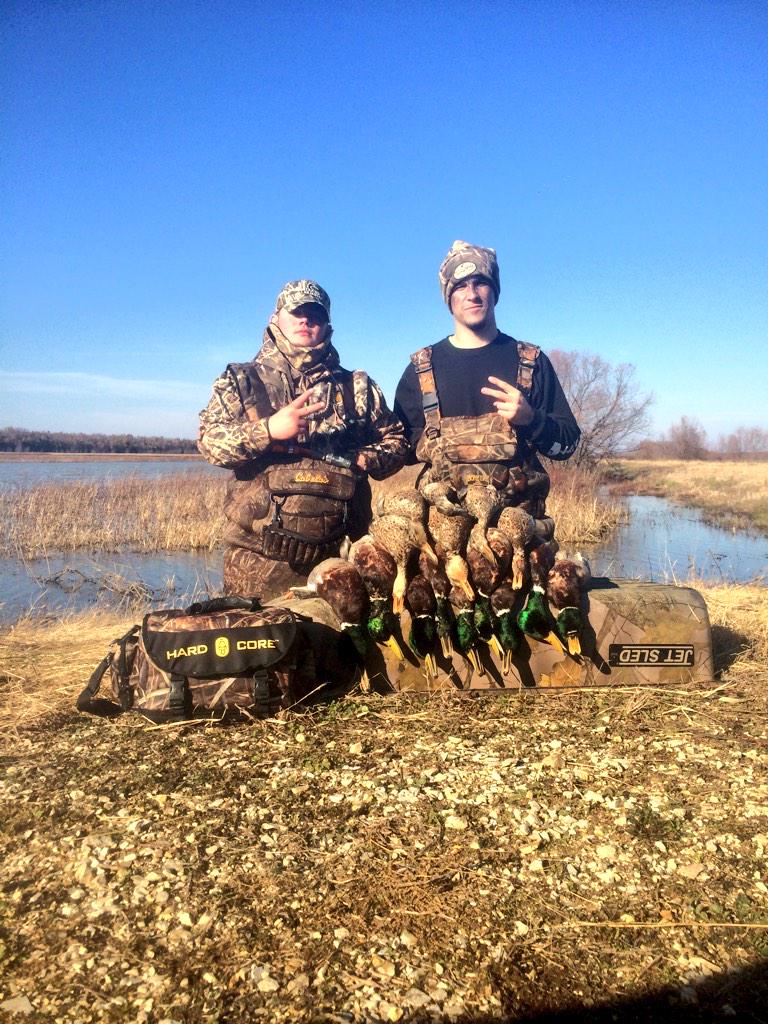 AnyFowlOD's tweet photo. Nothing but green Limits for #teamAFOD baby!! @ryangib28 @jakeharris78 #grind14 http://t.co/YOJemWj9Xz