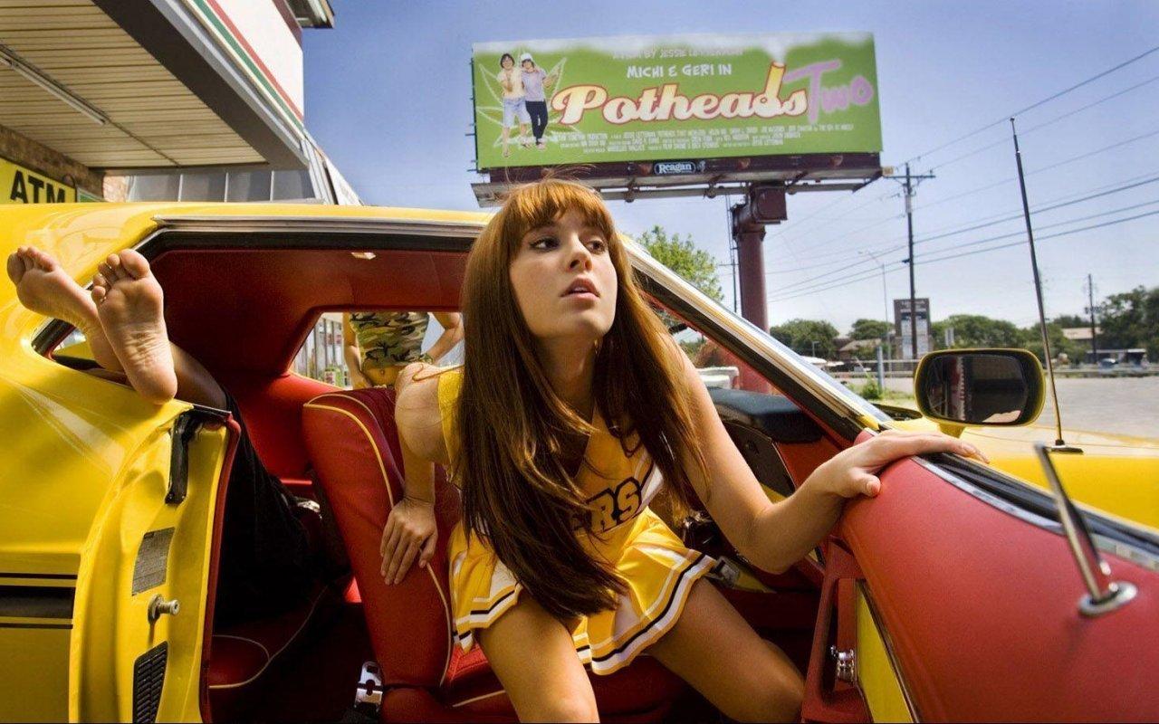 Happy Birthday to Mary Elizabeth Winstead    