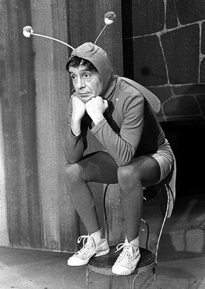 venevision's tweet photo. #MundoShow Adiós a Roberto Gómez Bolaños @ChespiritoRGB http://t.co/5r6MmBxg7Z http://t.co/LSG1yA1NCV