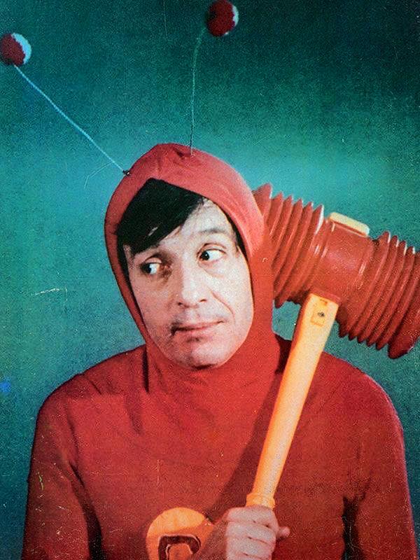 SDMJS's tweet photo. Se fue un gran grande de la comedia Roberto Gomez Bolaños (CHESPIRITO) http://t.co/i5nDBYj6wA