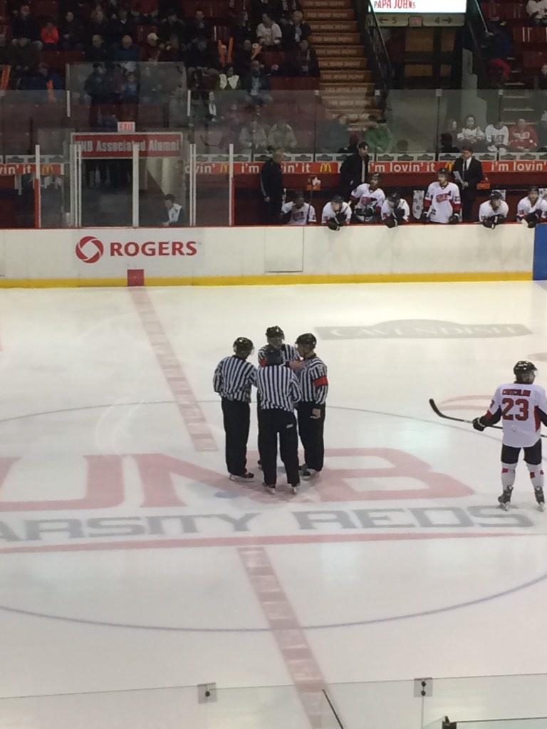 kinger_stripes's tweet photo. Stellar crew tonight! At the UNB Game  @go2steveo @Tha_Doyle @p_carson92 Tracy price. #locallineys #stripes http://t.co/Jq4GTYWsbt