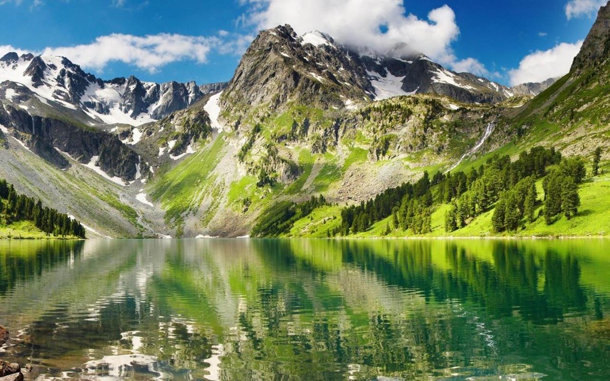 DirectHoteling's tweet image. Happy Independence, #Albania!
Photo: Albanian mountains in spring!
#travel #ttot #photography #landscape #nature