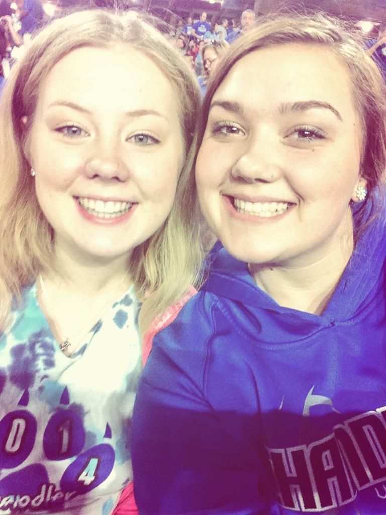 chstrebs's tweet photo. Look who's at the Chandler vs. Hamilton state championship game! @cassadianne http://t.co/kEKNo5gzgF