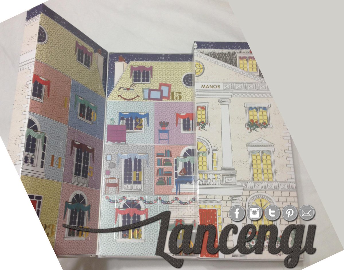 lancengi's tweet photo. can't wait to play @CKnight_Ciate @oliviacavill @ciatelondon ! just bought my #MiniManiManor #sayitwithciate 💅☺️ http://t.co/4rnyrgJgjP