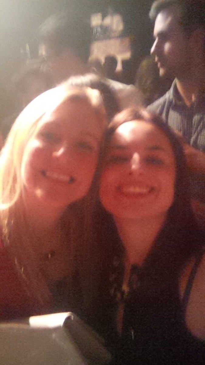 MEveLegault's tweet photo. Woot woot !!! #EYselfie #150e http://t.co/XKsuNly8tB