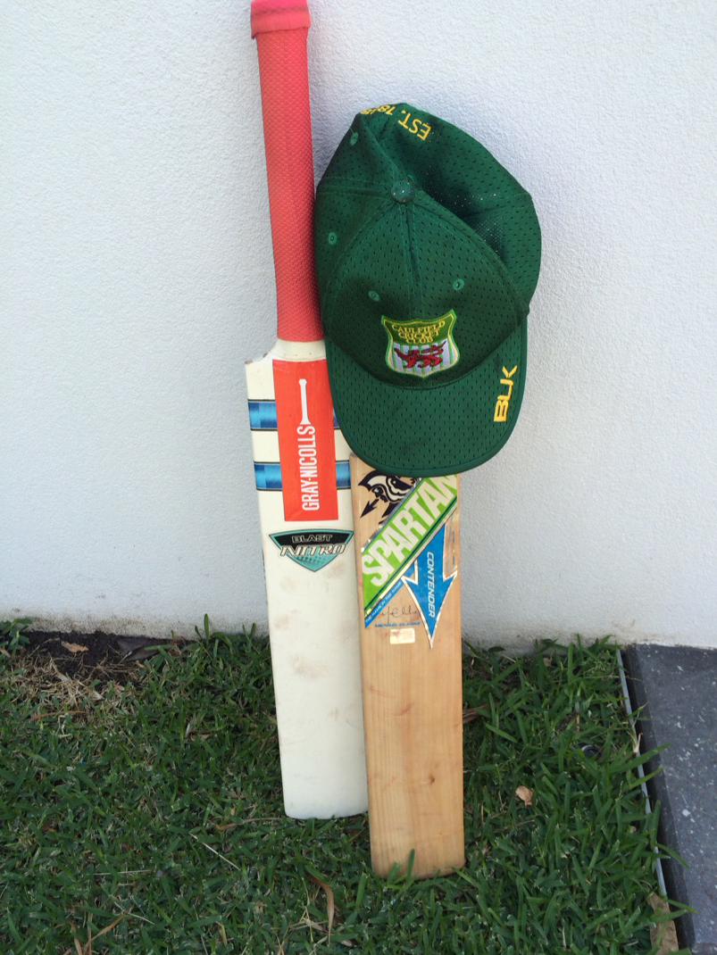 NikTabain's tweet photo. #getyourbatsout RIP Phil Hughes http://t.co/84ycdJAarT