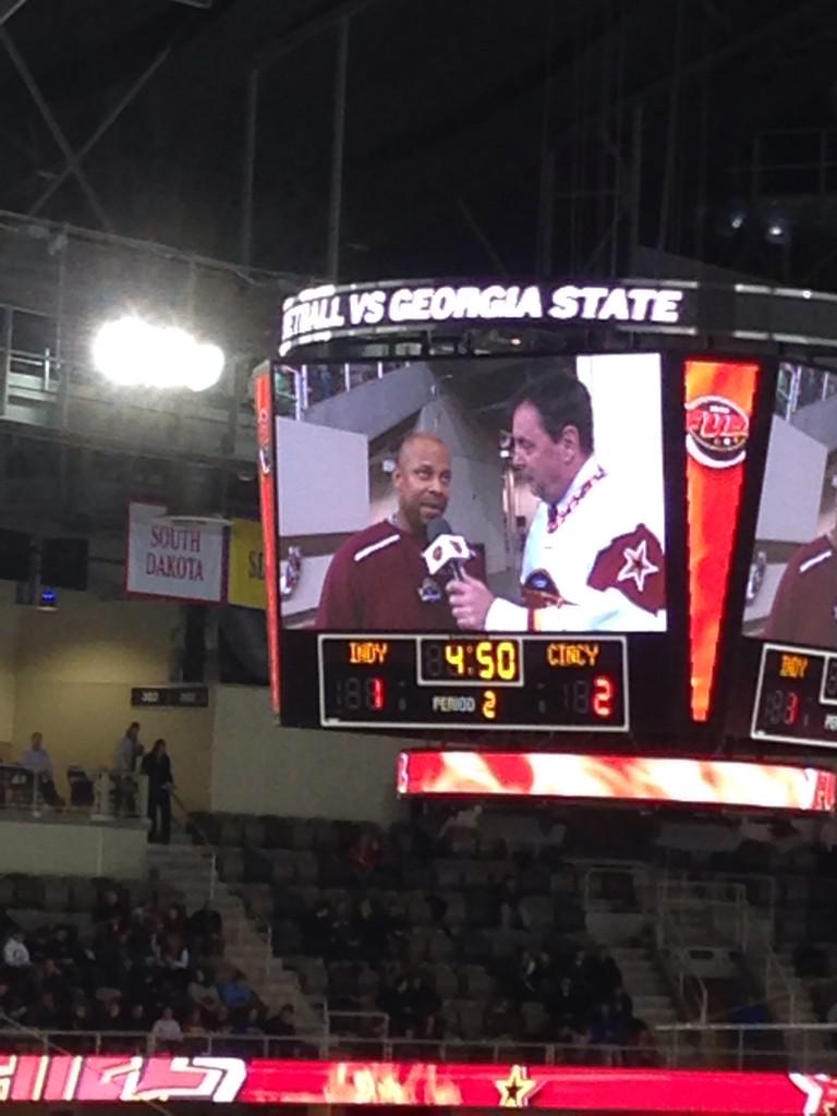 ysmirno1's tweet photo. Coach Gardner is giving interview at the Indy fuel game @coachgardner22 http://t.co/1H5U5UJssg