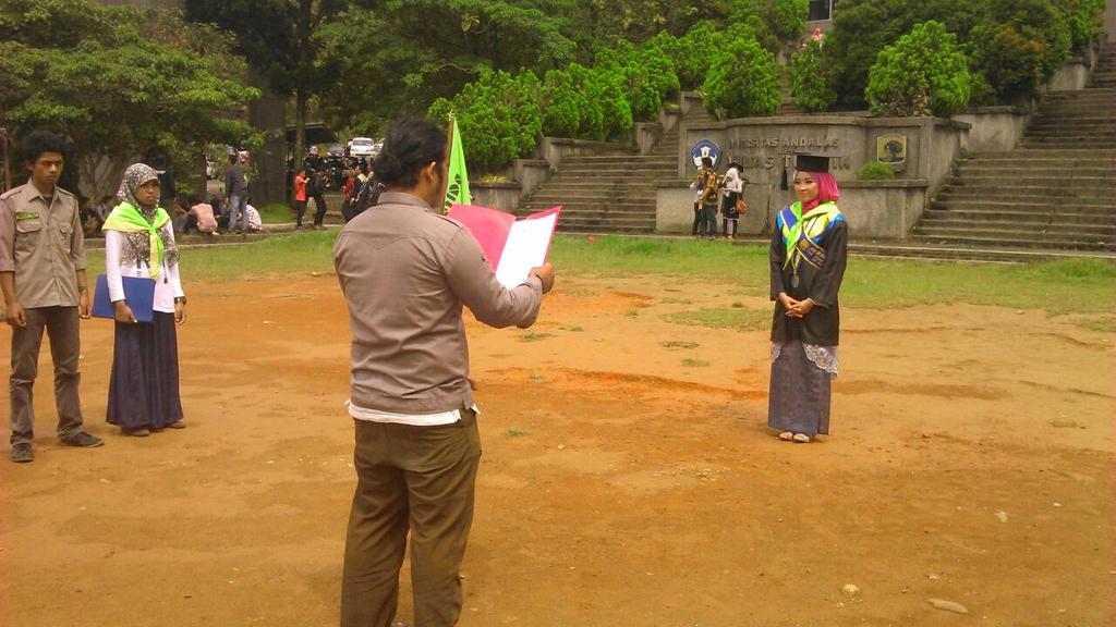 Selamat atas diwisuda dan dilantiknya paitua Rima Geovani ST.. sbg anggota luar biasa paitua-MTU..