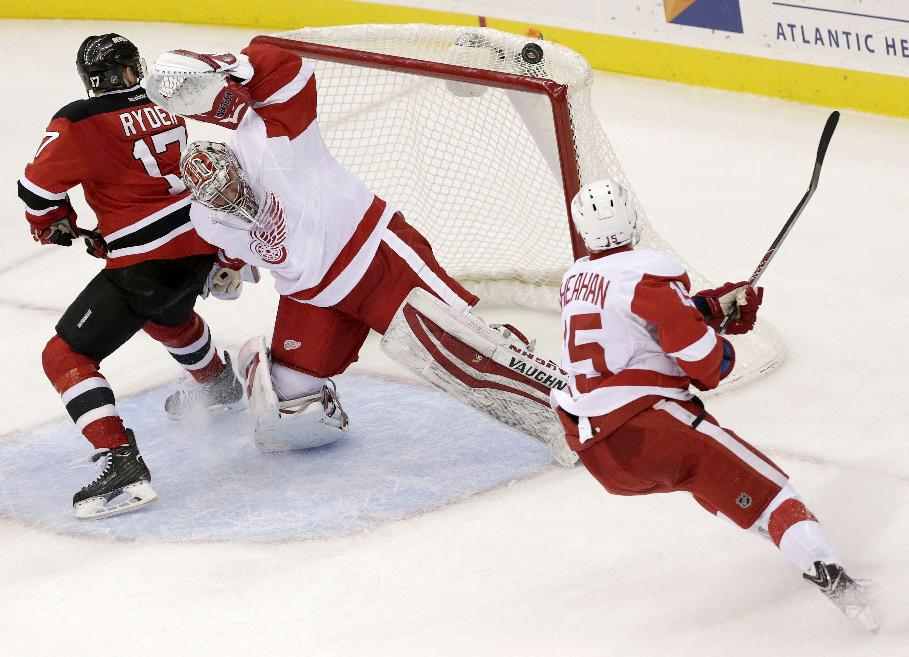 Mrazek34's tweet photo. Petr Mrazek #34 !!! @griffinshockey @DetroitRedWings @VaughnHockey @artofdave http://t.co/rAIRU2qsnH