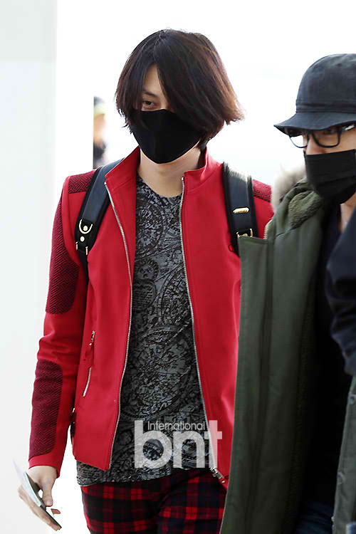 B3l4xU-CQAAzTk8.jpg:large