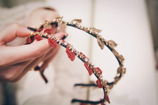 [Rt이벤트💕] 첫 컬렉션 출시인데 이벤트없으면 섭하죵?😄Rt해주신 분들 중 추첨을 통해 AGAIN 목걸이 또는 팔찌를 드립니다! 컬렉션 오픈은 내일 저녁 8시예요 blog.naver.com/hhhcrystal/220…