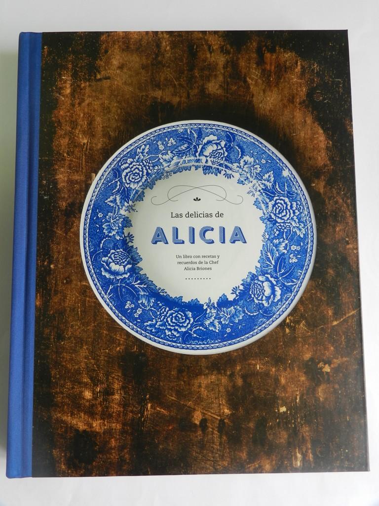La diseñadora Constanza Gaggero obtuvo Premio Australis al diseño integral por Las Delicias de Alicia. <a href="/gaggeroworks/">Constanza Gaggero</a>