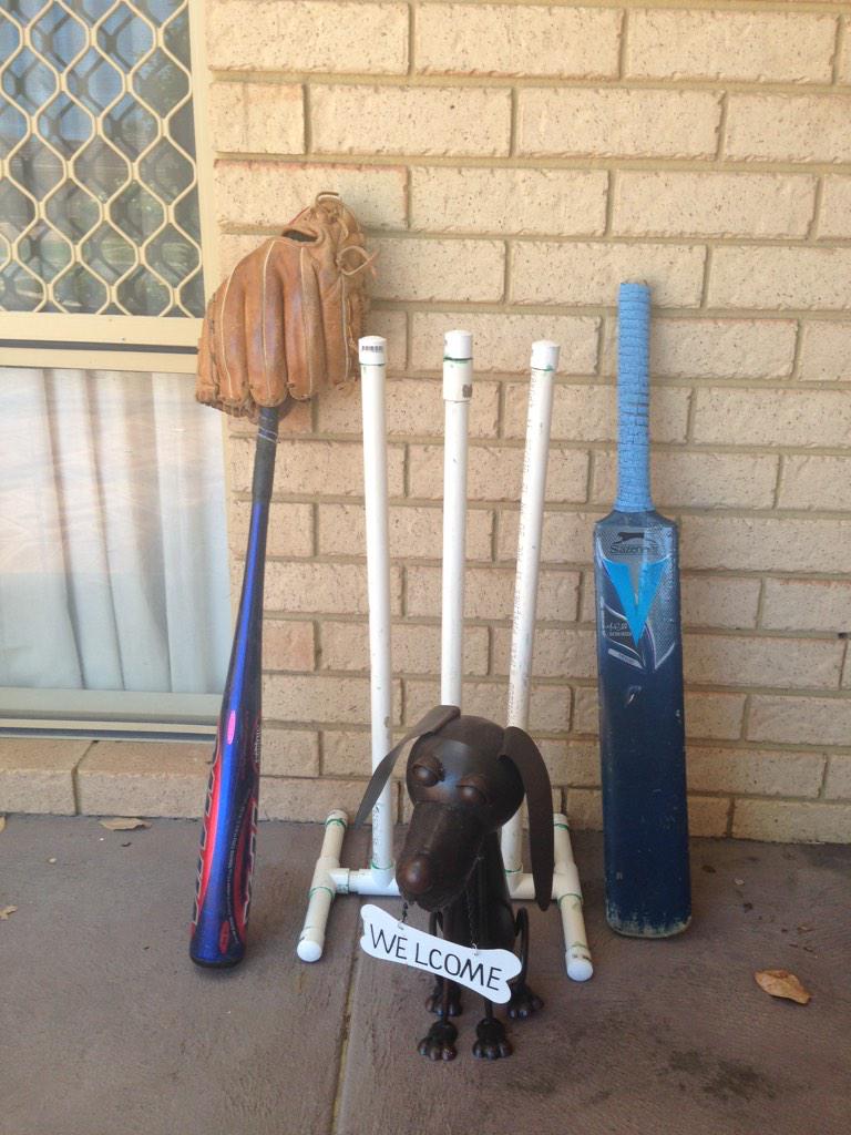 loges1974's tweet photo. #putoutyourbats #408 #SupportSeanAbbott http://t.co/qQlPgwHGGV