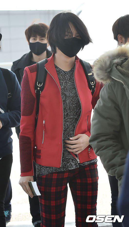 B3lFJqoCIAAI6Gf.jpg:large