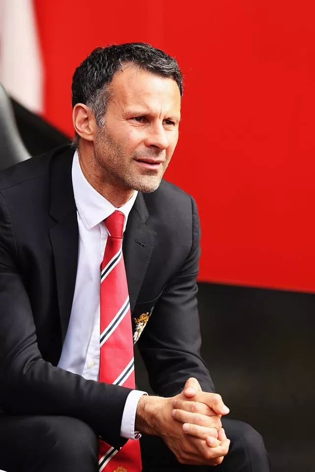  in 1973, Our legend Ryan Giggs was born in Cardiff, Wales. Happy birthday Sir 
