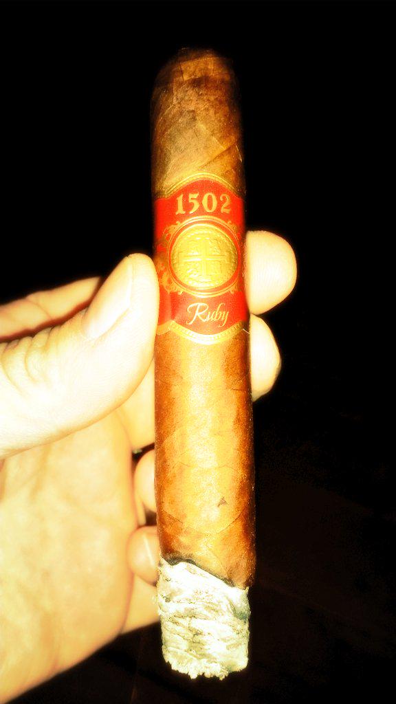 Cigarcave3's tweet photo. @1502Cigars @Dutch_Evans Ruby IS the new groovy! http://t.co/adZRfOIxjj