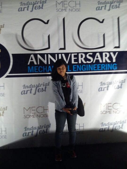 ardityasK's tweet photo. Had a great last friday nite! @IAF_2014 #Gigi #Concert #MechSomeNoise #Yogyakarta http://t.co/h5UlWYWvf9