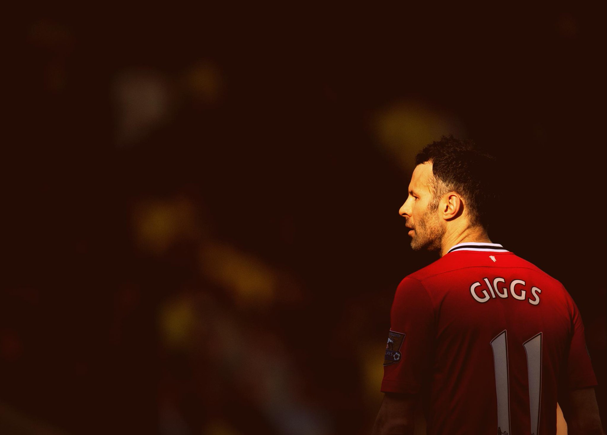 I have only one word for him, a true LEGEND. 
Happy 41st birthday to the Son of Man United, RYAN GIGGS. 