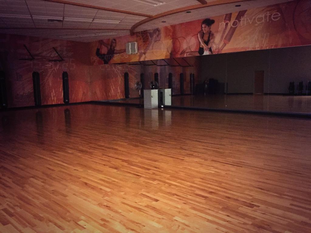 KileyFAD's tweet image. Thanks @LAFitness -that was my kinda Friday! 😉👯 #StudioDancing #AllToMyself