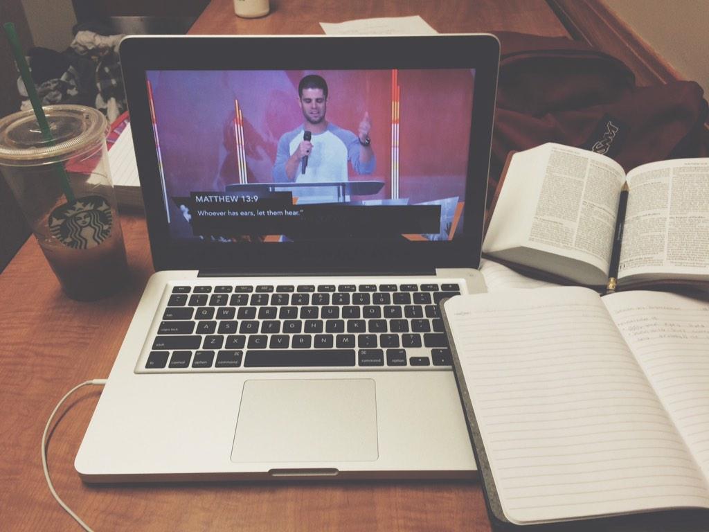 justgayd's tweet image. #DeathByDistraction, learning from @stevenfurtick on the effects of distraction. Perks of working overnights!