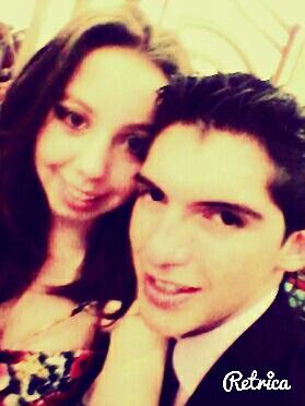 palazoski's tweet photo. <<♥♥>> tu y yo dos copas y un vino añejo... eres todo lo que quiero... TE AMO.. <<♥♥>> http://t.co/m6AigECeob