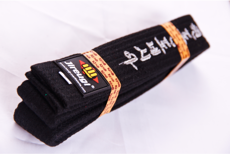 RumahTaekwondo's tweet photo. READY !!! SABUK HITAN MASTER JIREUGI | Minat? SMS 085743491313 | Pin BB 32D25D8F | http://t.co/5YyFFCkake #Taekwondo http://t.co/LZWwfNBYDA
