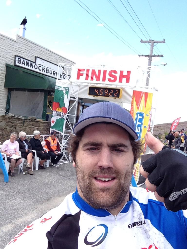 JMack_whoppa's tweet photo. 4 hours 55 mins !!! 18 km straight up ! #bigoldjob http://t.co/z8w8lhEI7M