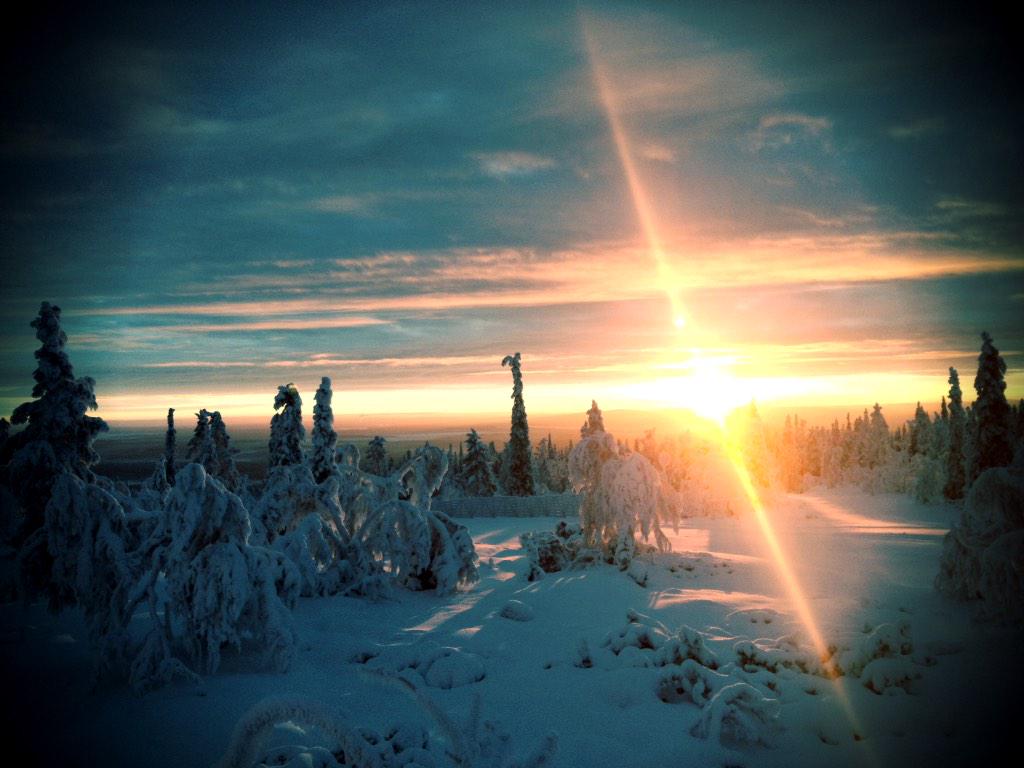 VisitLevi's tweet photo. Insanely beatiful Day today! #LeviLapland http://t.co/nt1dZ7NNTR